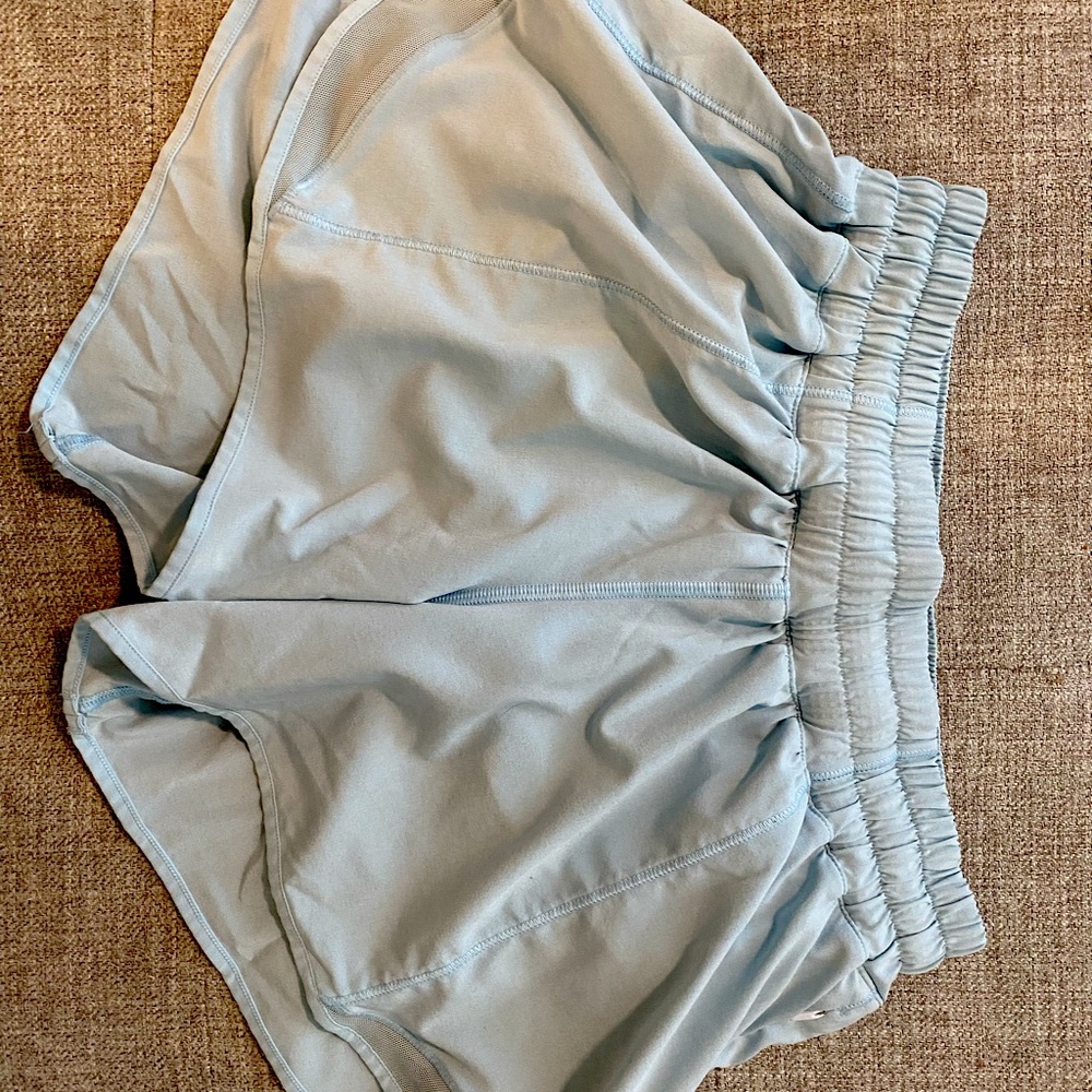 Lululemon Hotty Hot Short 4”